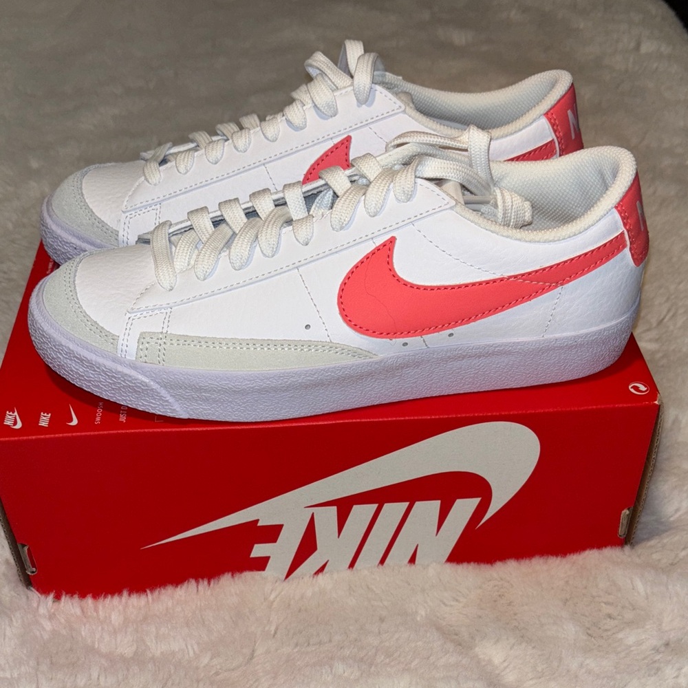 Nike Women's White and Coral Sneakers